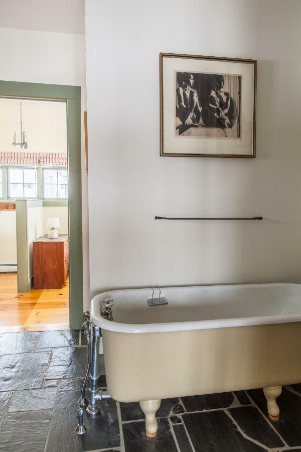 Whitford House And Twin View Barn Bed & Breakfast Addison Bagian luar foto